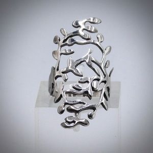 Sterling Silver Vine & Leaf Ring Sz 7